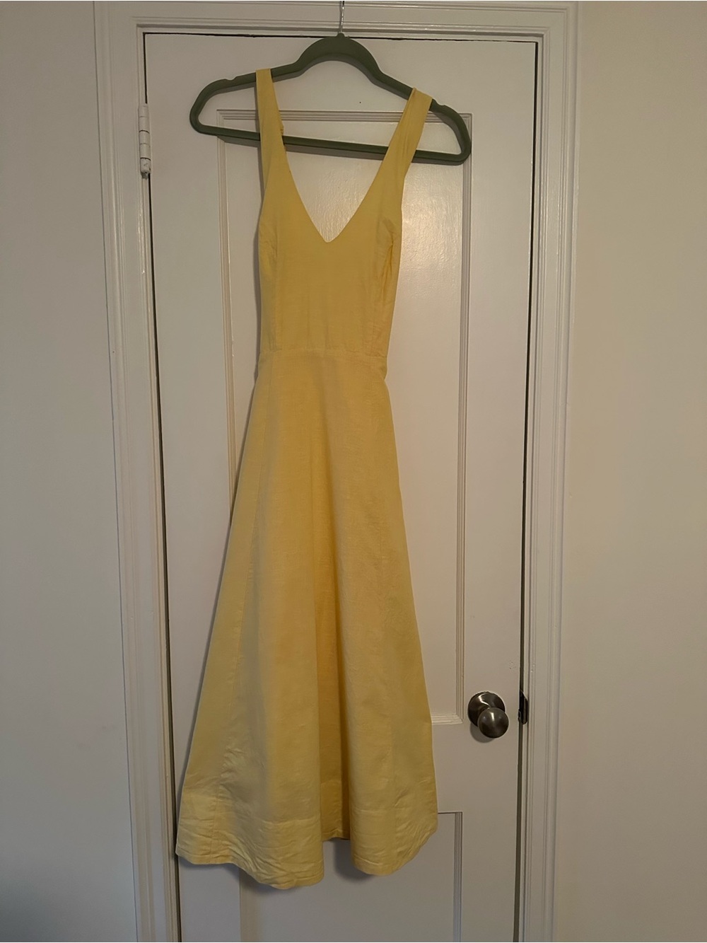 Astr Yellow Sleeveless V-Neck Maxi Dress